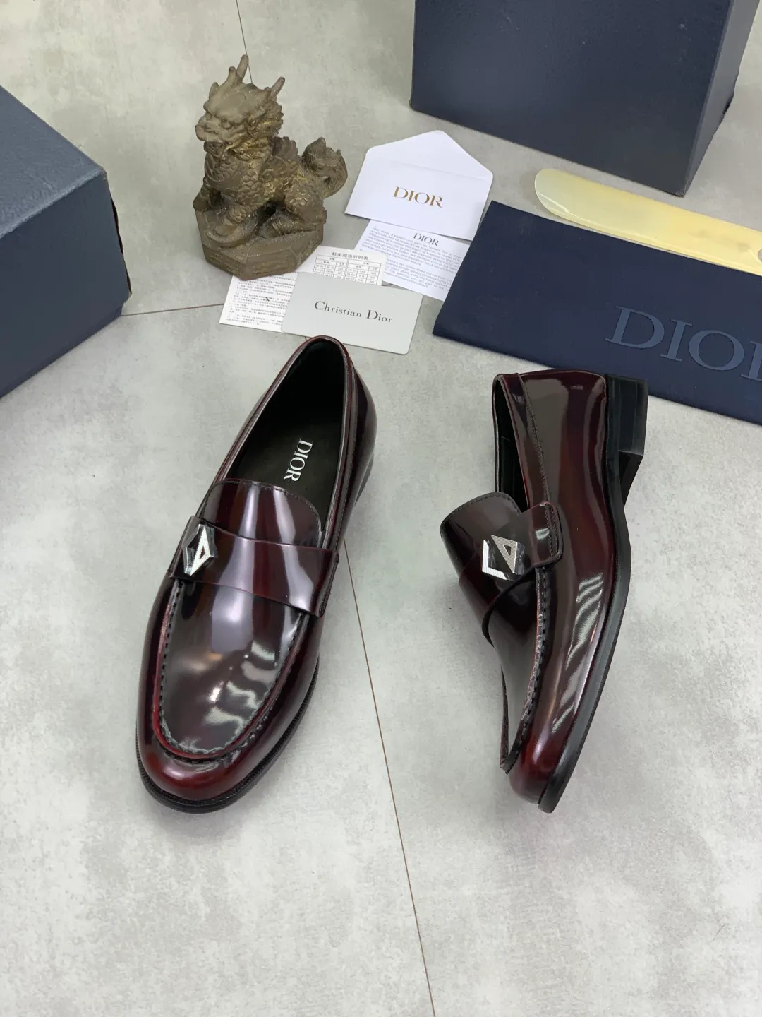 Men's men's shoes 💰P560 new style 💰high version 💎💎💎Dior original version! Top Italian purchasing agent! Men's business casual leather shoes, original imported open-edge beaded calfskin upper, ultimate texture, gentlemanly style, imported water-dyed cowhide inside, top-quality original Italian rubber outsole, first-class workmanship, top quality! Size: 39-44 (45 customized) 4️⃣ colors available